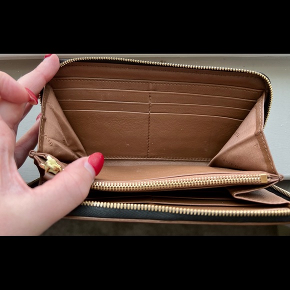 Burberry Wallet - Long Wallet - Picture 4 of 10